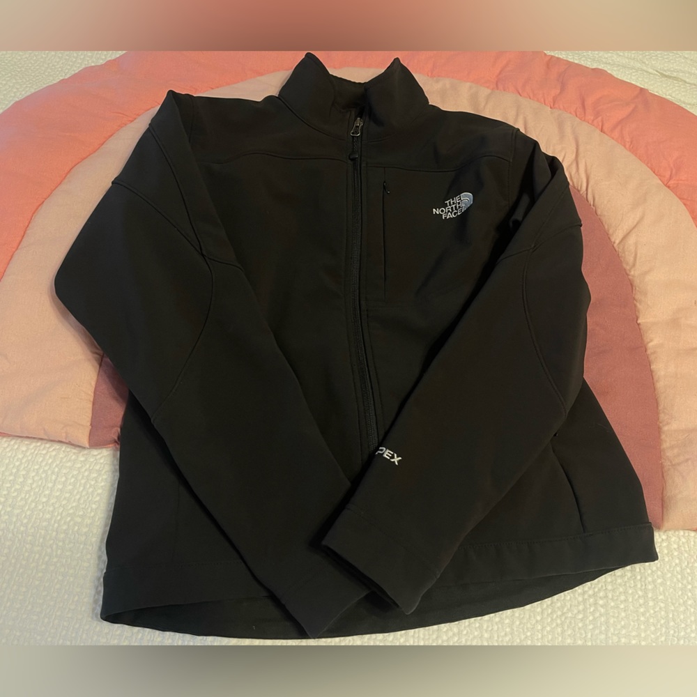 The North Face Women's Black Apex Barrier Soft Shell Jacket